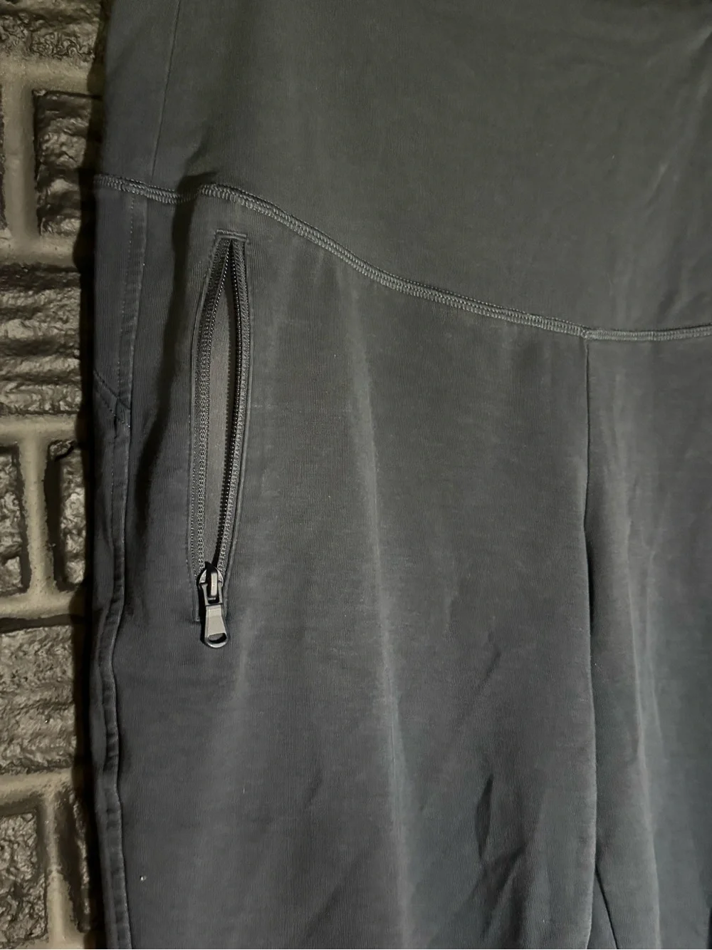 Old Navy Maternity Set: Zip-Up Pullover Sweatshirt and matching sweatpants